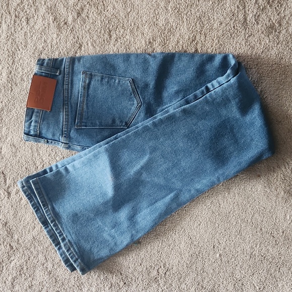 Princess Polly Dark Wash Flare Jeans sz 8 - Picture 6 of 8